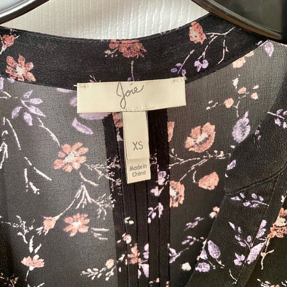 Joie xs silk blouse - Picture 4 of 8